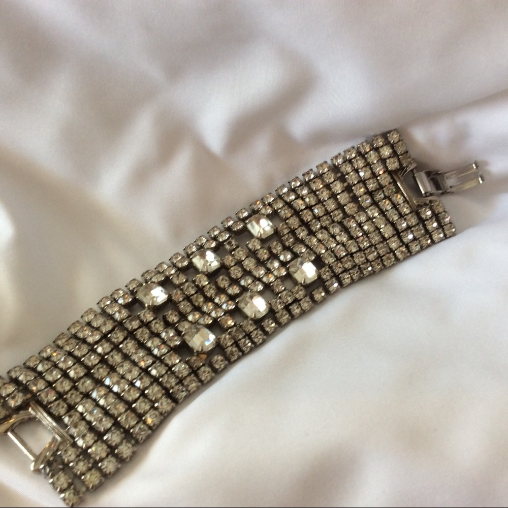 Costume rhinestone bracelet